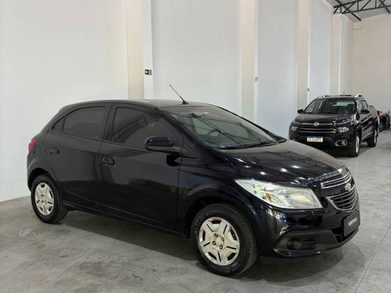 CHEVROLET ONIX 1.0 MPFI LT 8V FLEX 4P MANUAL CHEVROLET ONIX 1.0 MPFI LT 8V FLEX 4P MANUAL